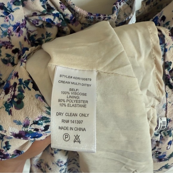 Astr The Label Floral Rouched Square Neck Bubble Sleeve Midi Dress Size M - Picture 6 of 7